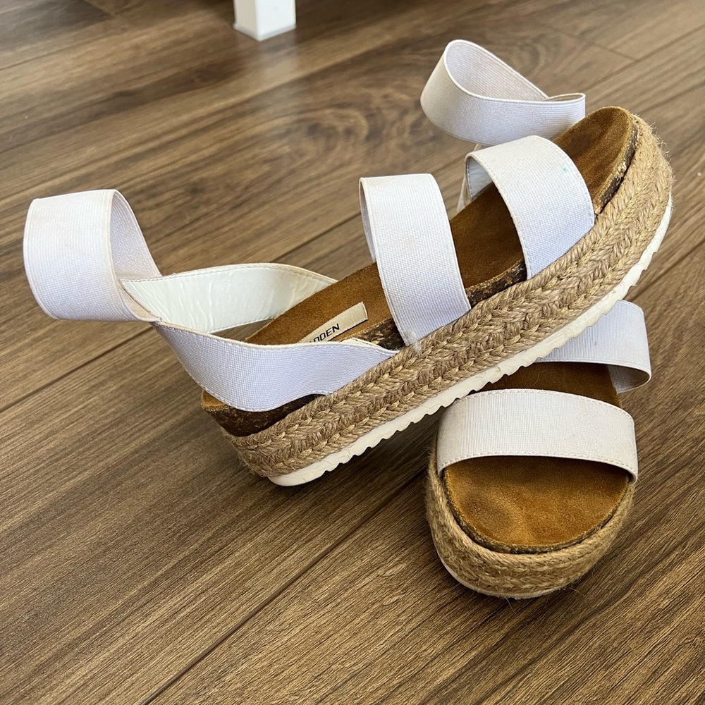 Steve Madden Kimmie Wedge Sandal Size 5